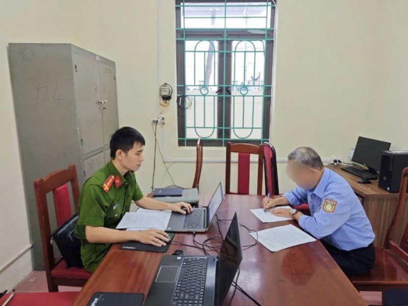 ong-lvt-tai-co-quan-cong-an